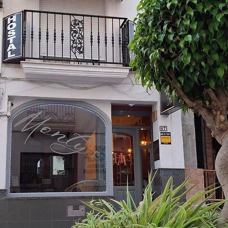 Hostal Montys Nerja Exterior foto